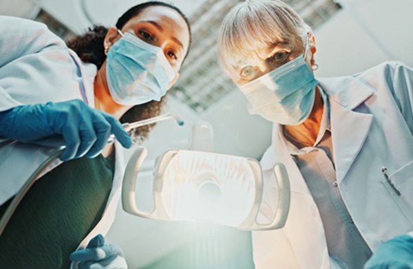 An Emergency Dentist&# ;s Guide To A Dental Abscess